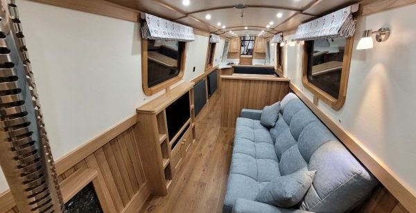 Bespoke Narrowboat Builder | Aqua Narrowboats | 'Riverside' Review